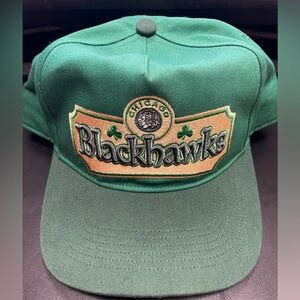 CHICAGO BLACKHAWKS ST. PADDY'S DOUBLE SHAMROCK '47 HITCH